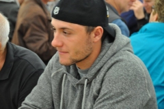 200